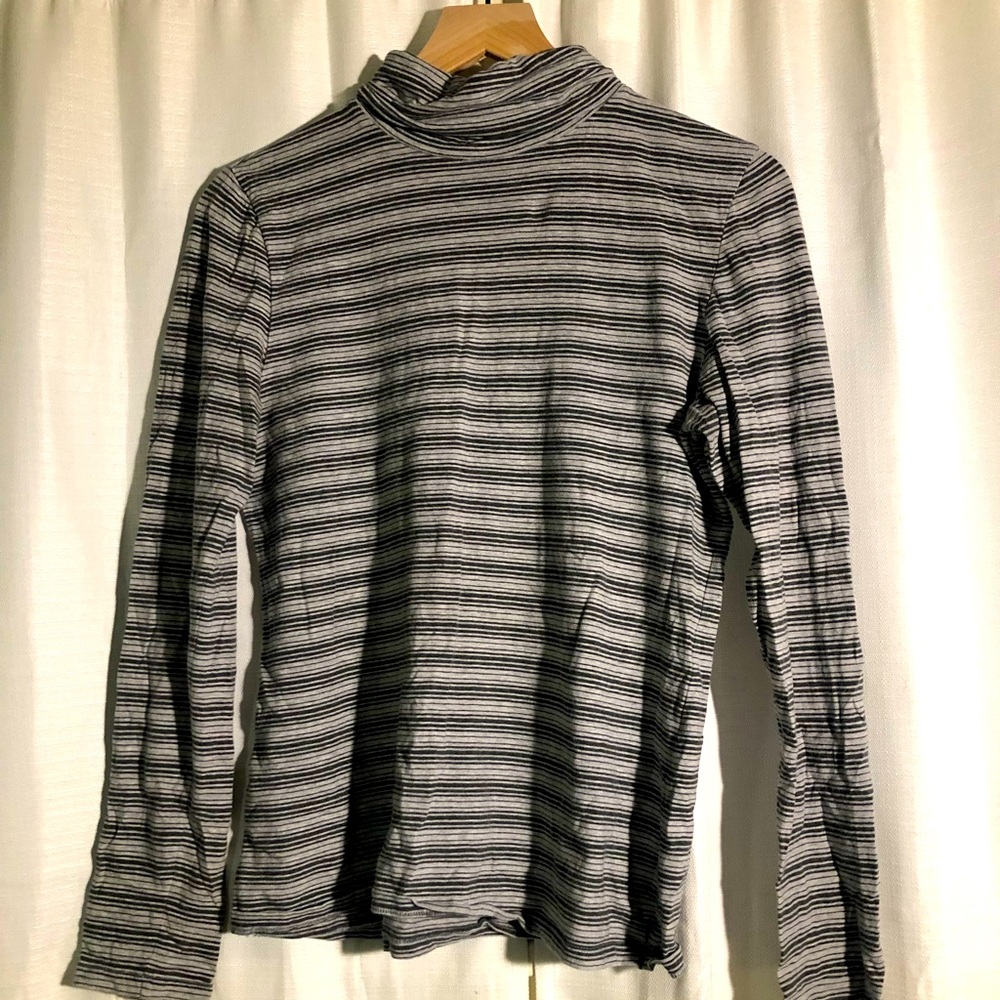 Long sleeve turtleneck